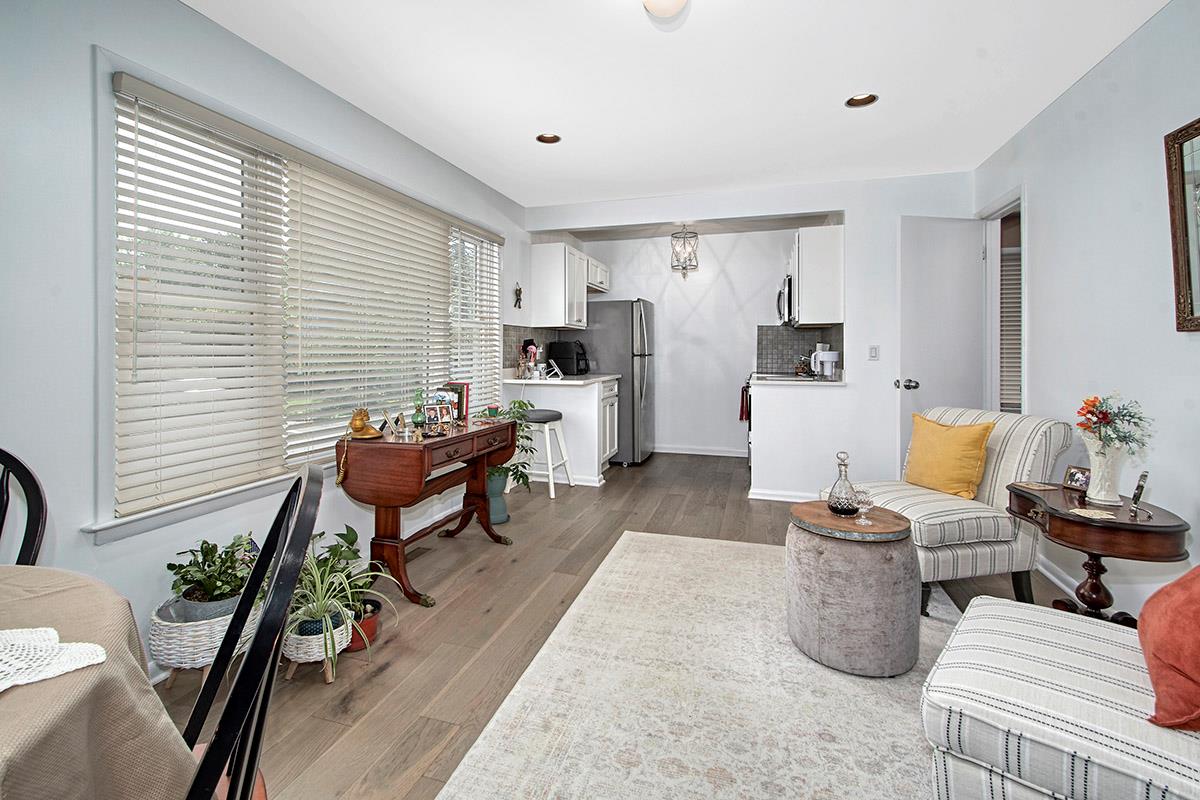 20 Carriage Way, White Plains, New York image 15