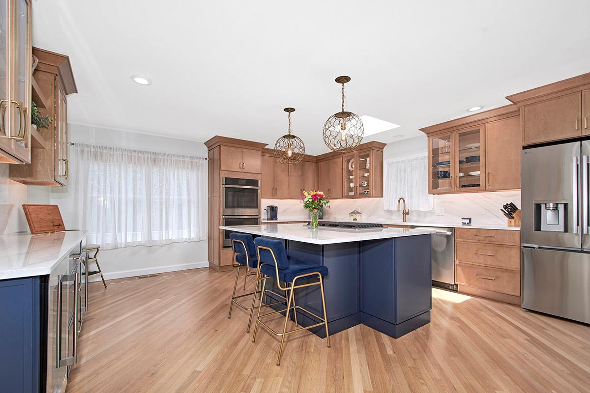 20 Carriage Way, White Plains, New York image 8