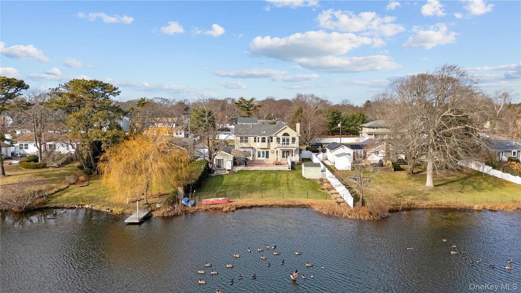 Photo of 85 S Dunton Avenue, East Patchogue, NY 11772 (MLS # 943343)