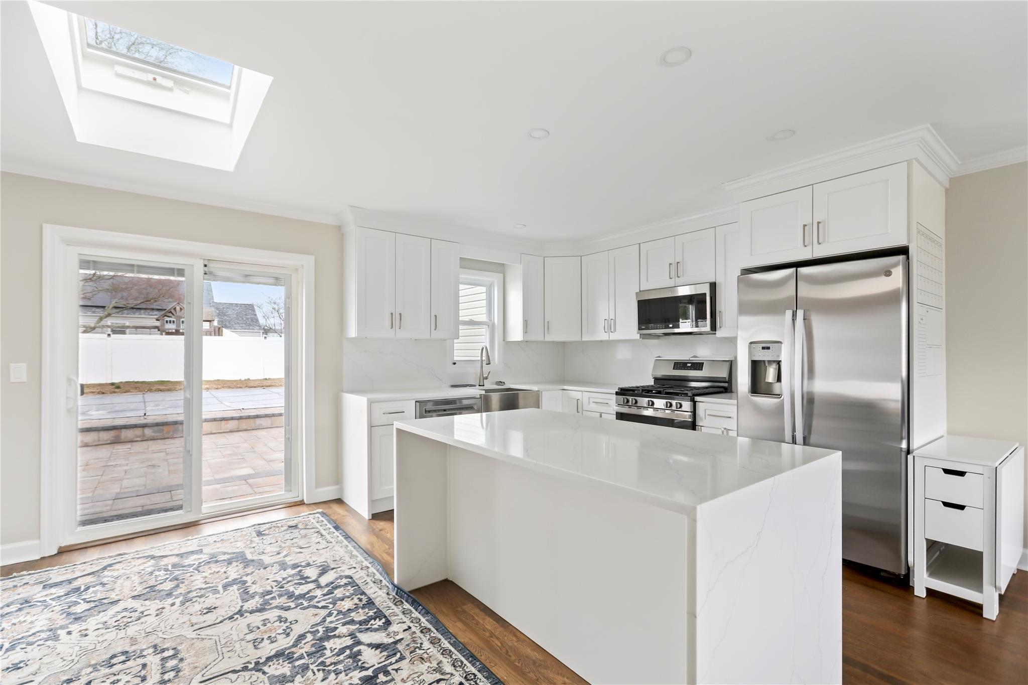 123 Ruth Street, West Islip, New York image 4