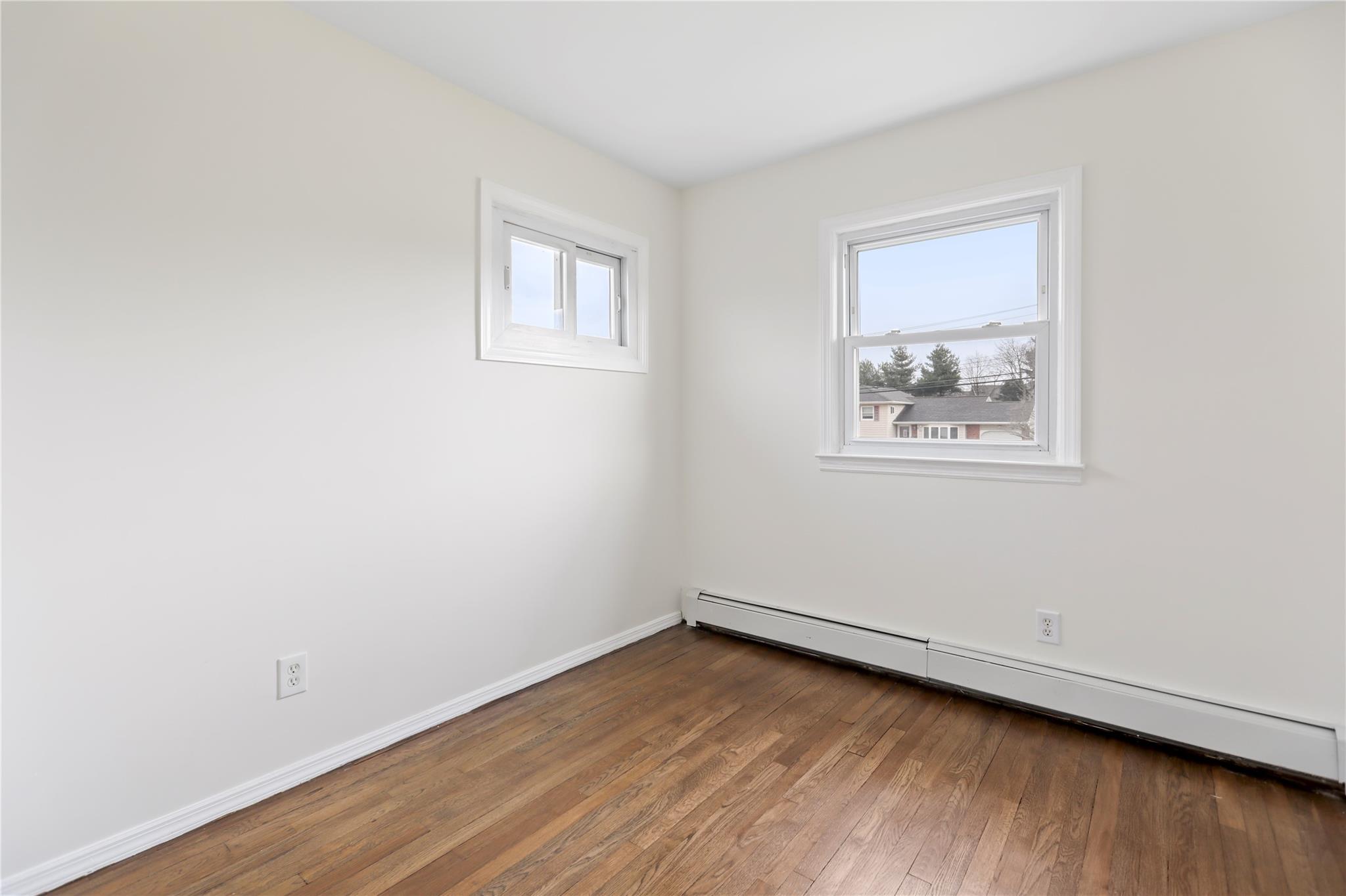 123 Ruth Street, West Islip, New York image 12