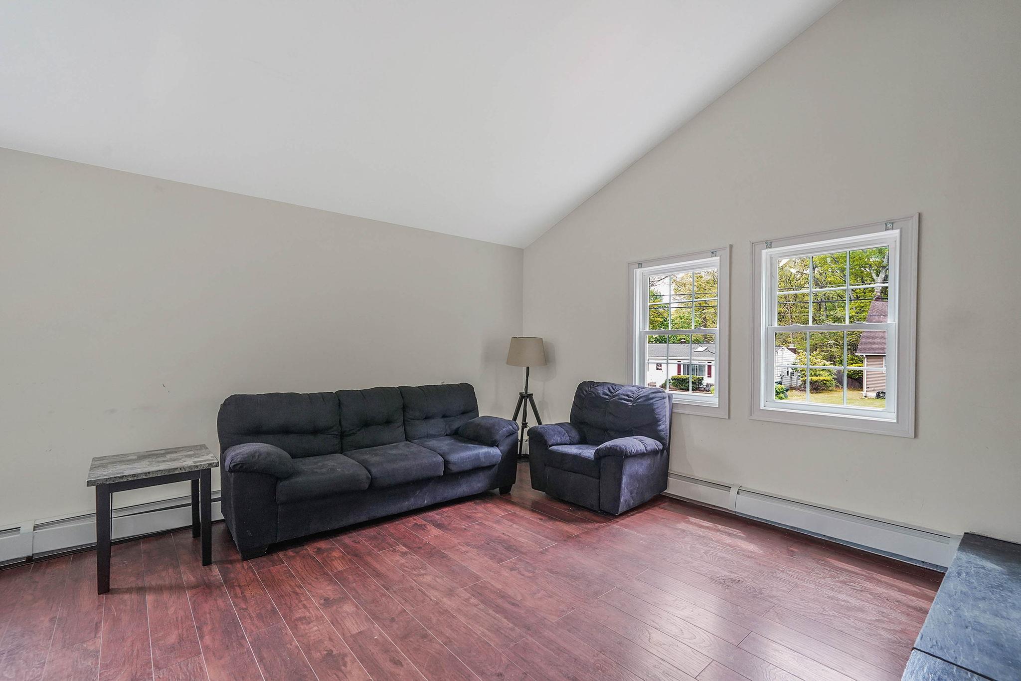 209 Burney Boulevard, Mastic, New York image 4