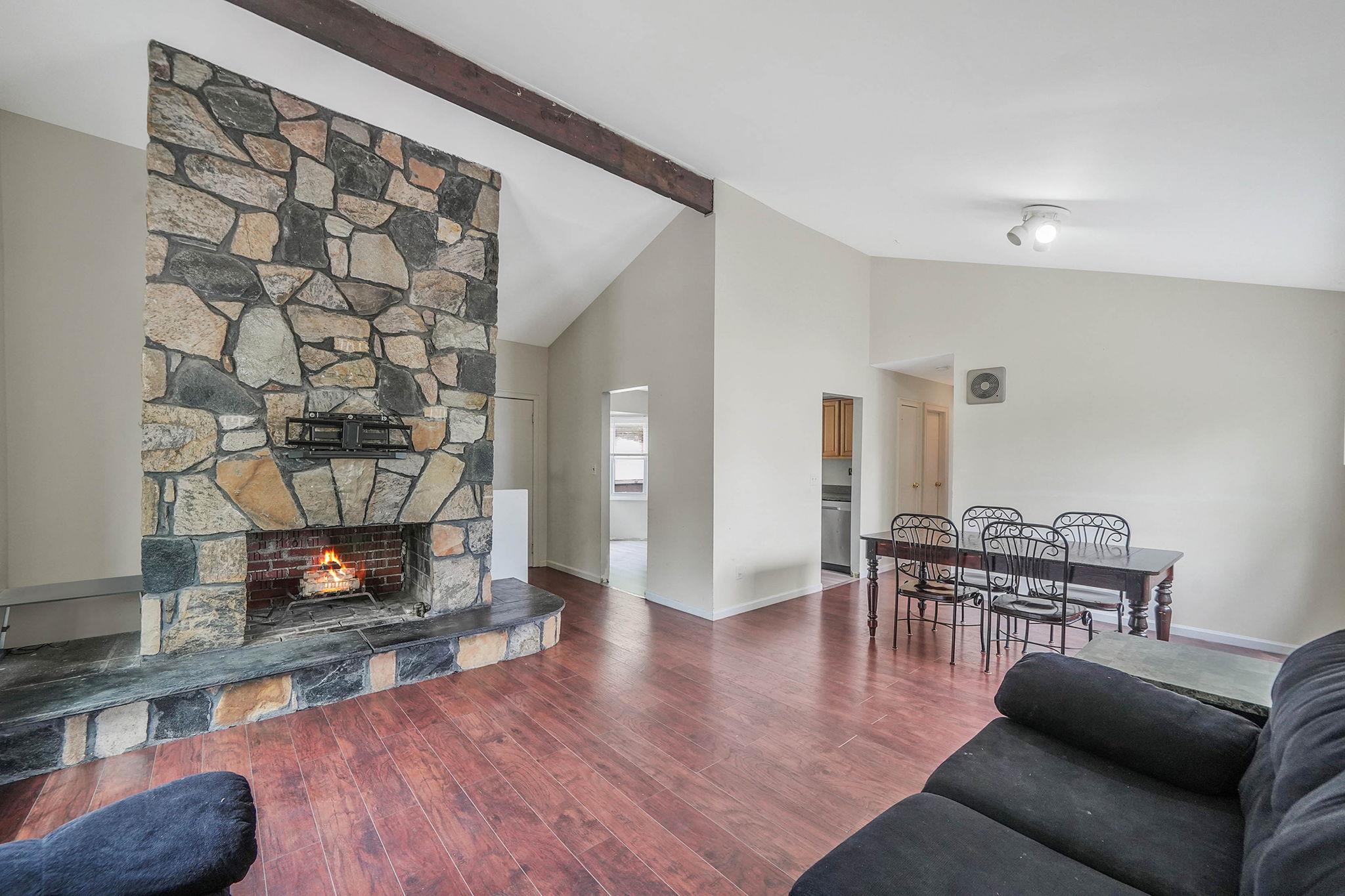 209 Burney Boulevard, Mastic, New York image 6