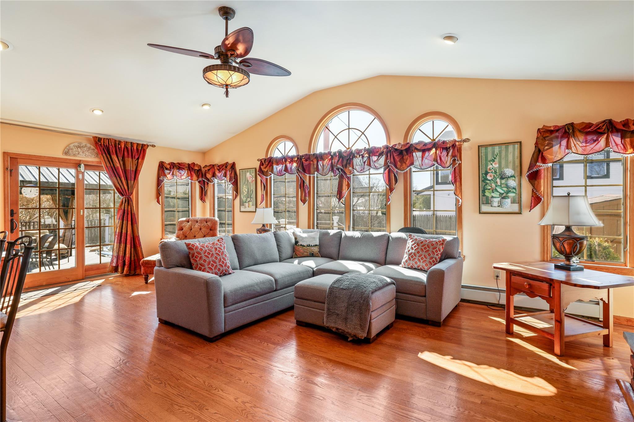 3676 Regent Lane, Wantagh, New York image 11