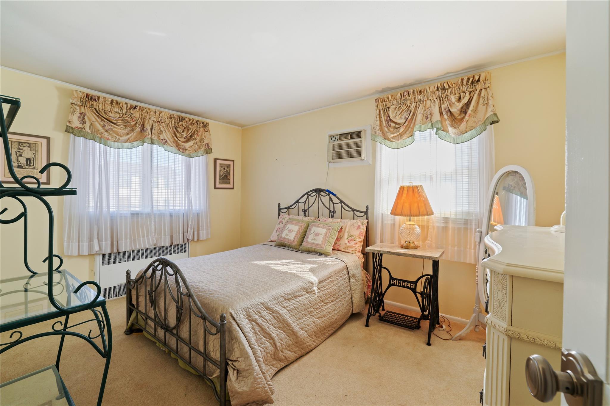 3676 Regent Lane, Wantagh, New York image 19
