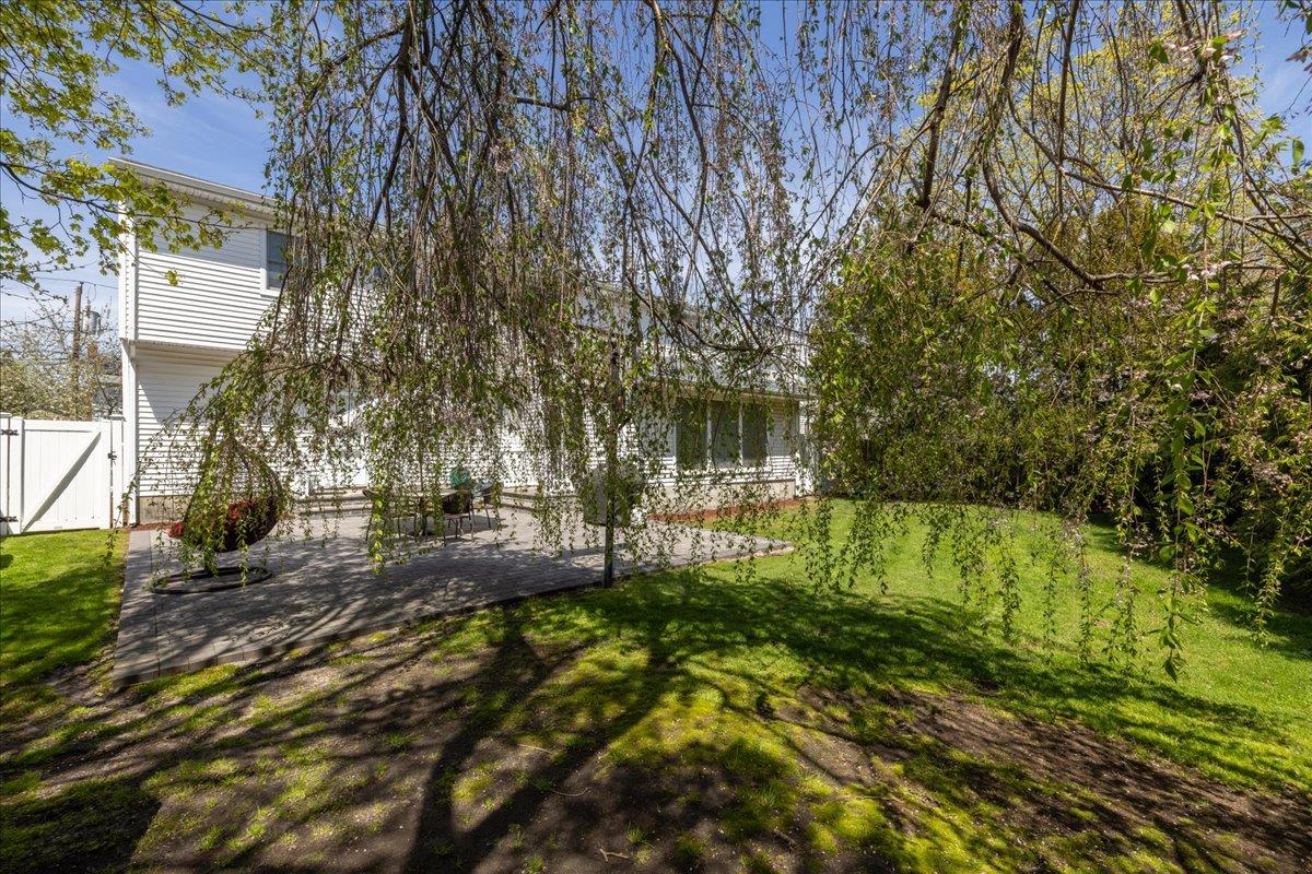 991 South End Avenue, Woodmere, New York image 38