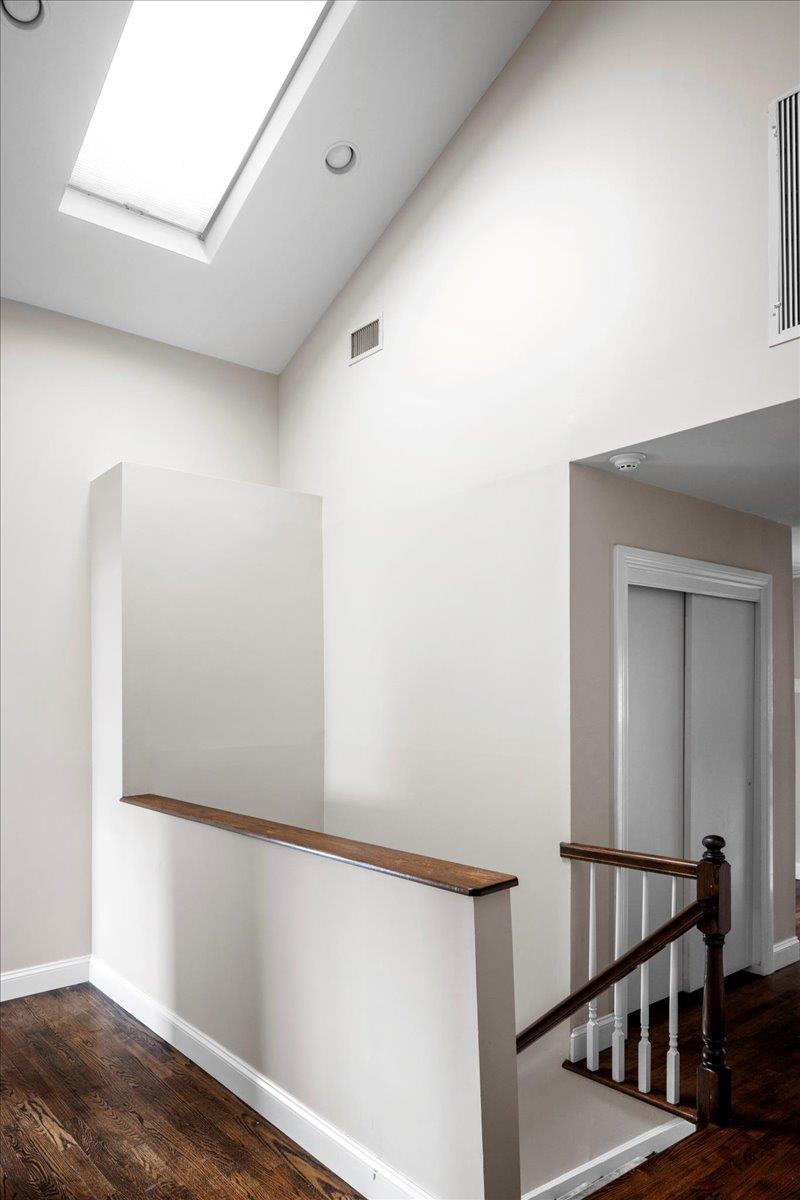 991 South End Avenue, Woodmere, New York image 23