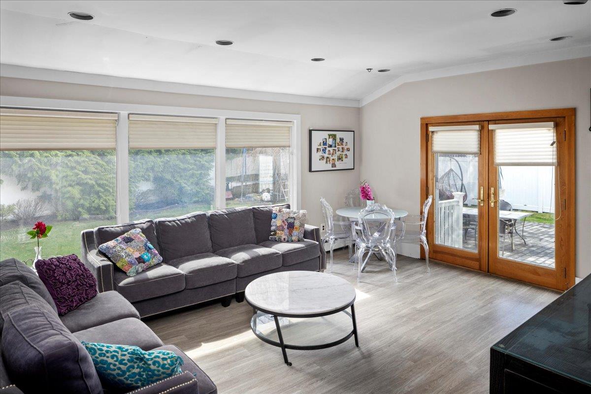 991 South End Avenue, Woodmere, New York image 15