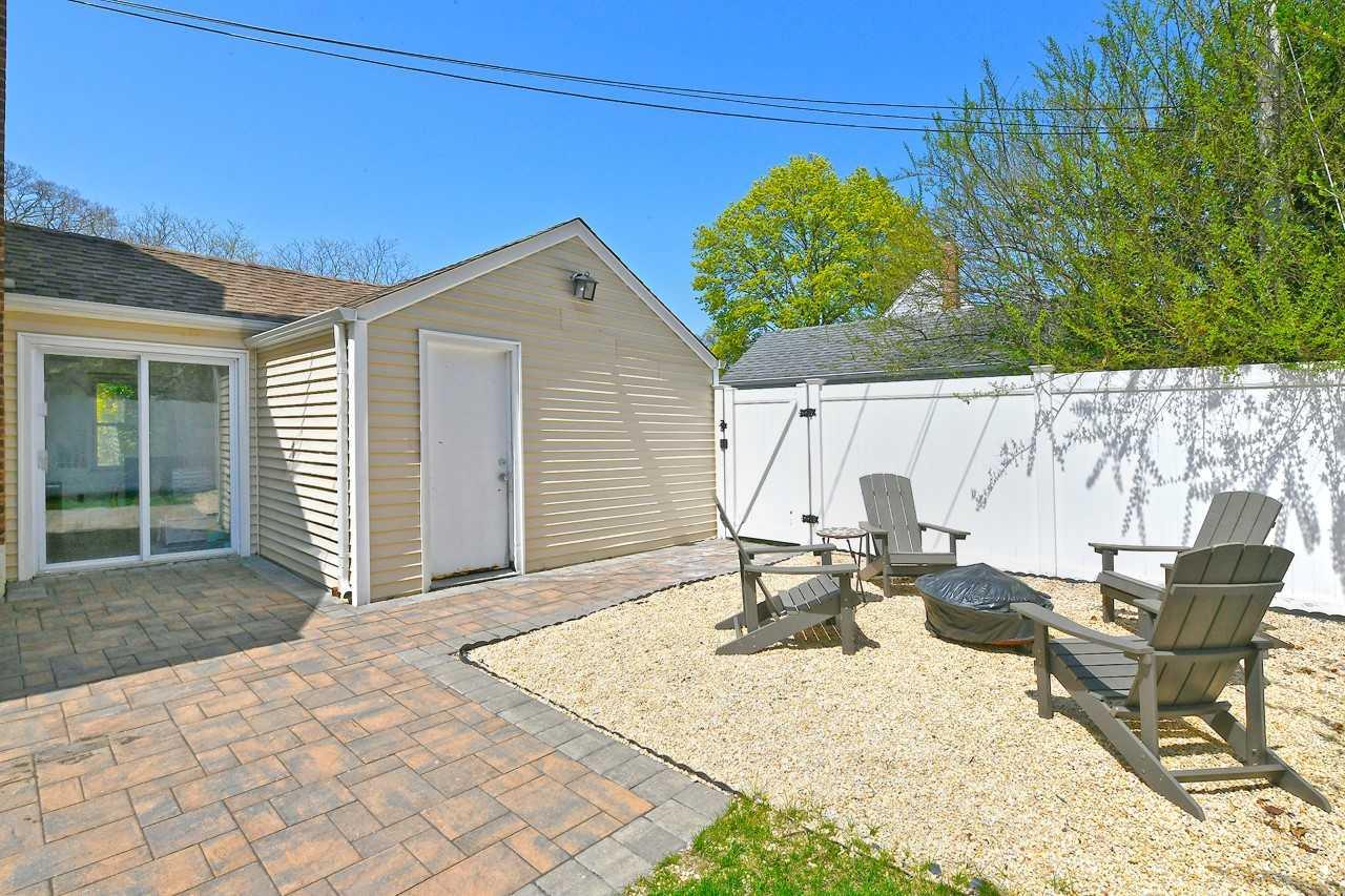 214 Maeder Avenue, Merrick, New York image 23