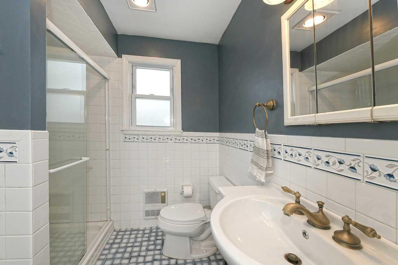 214 Maeder Avenue, Merrick, New York image 21