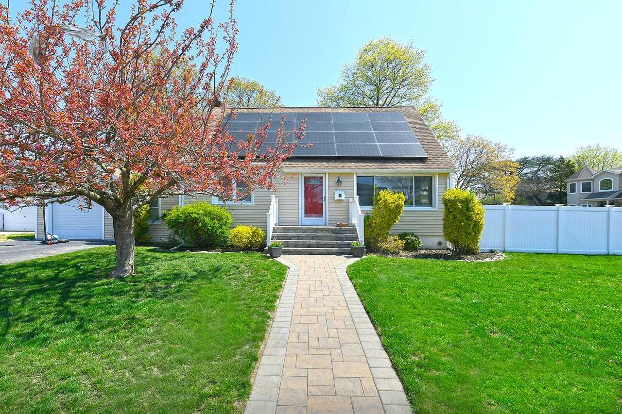 214 Maeder Avenue, Merrick, New York image 1