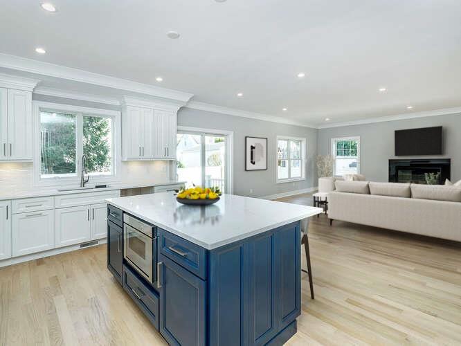 111 Fairfield Avenue, Port Washington, New York image 8