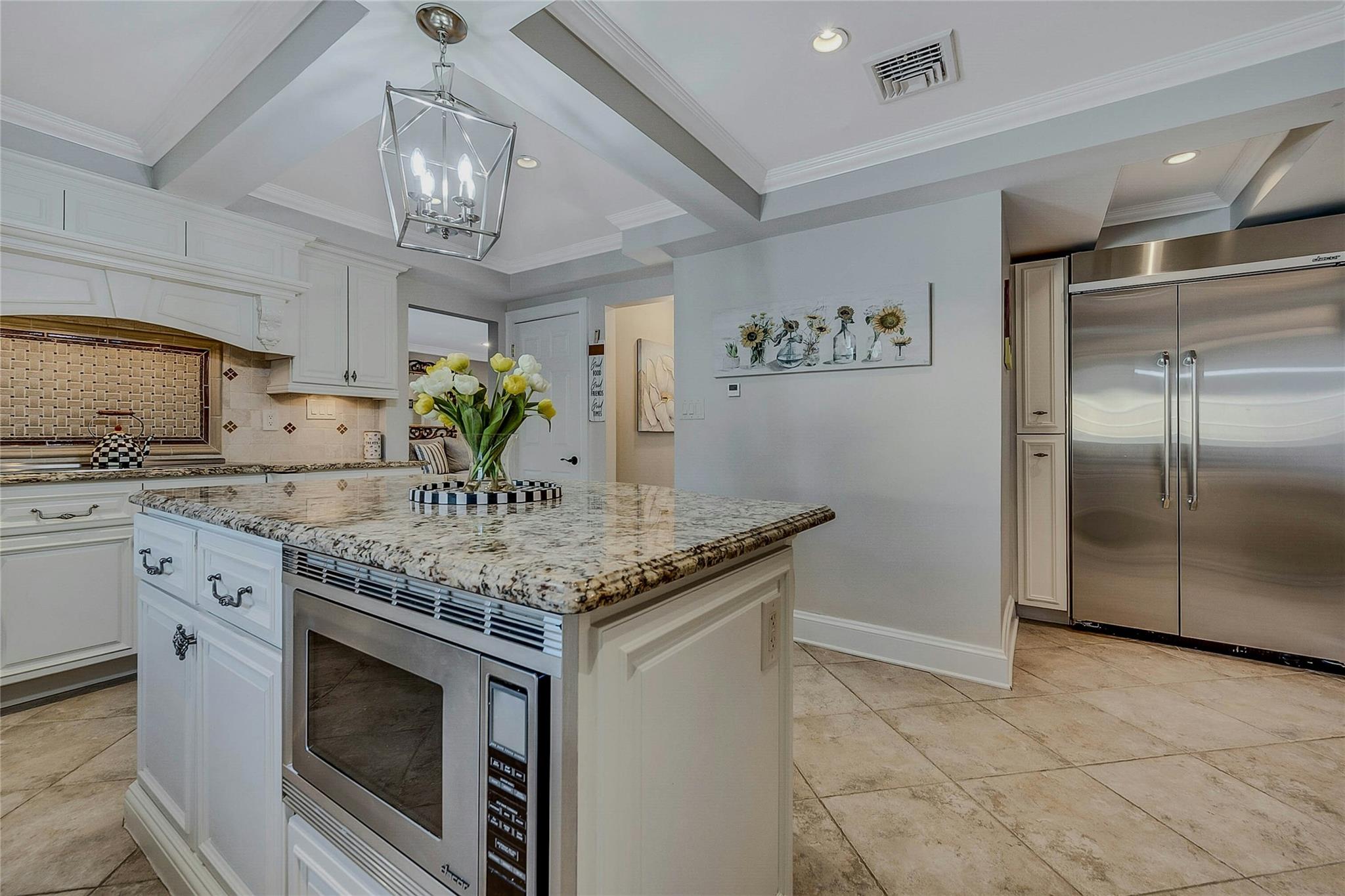 166 Cold Spring Road, Syosset, New York image 16