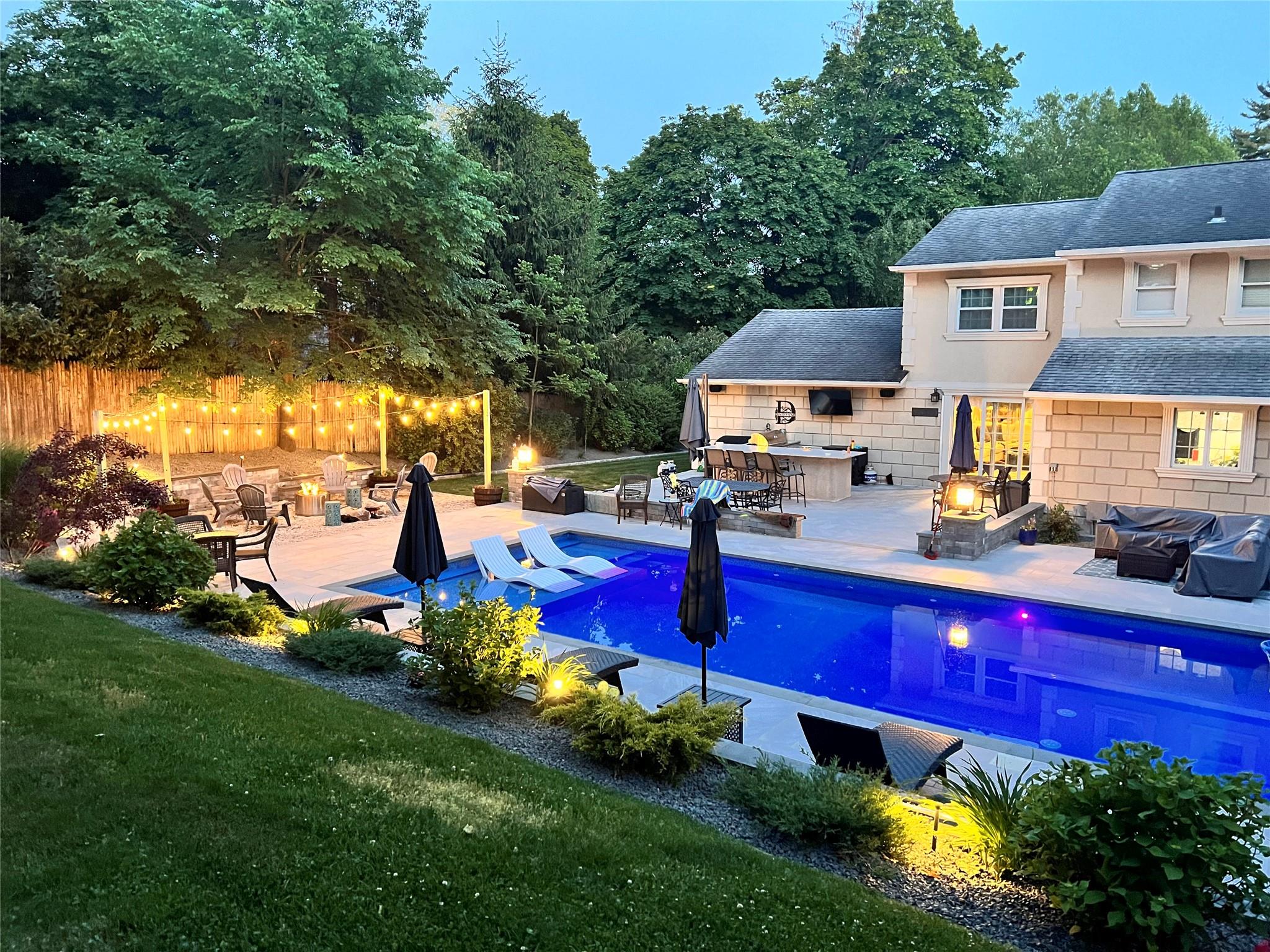 166 Cold Spring Road, Syosset, New York image 37