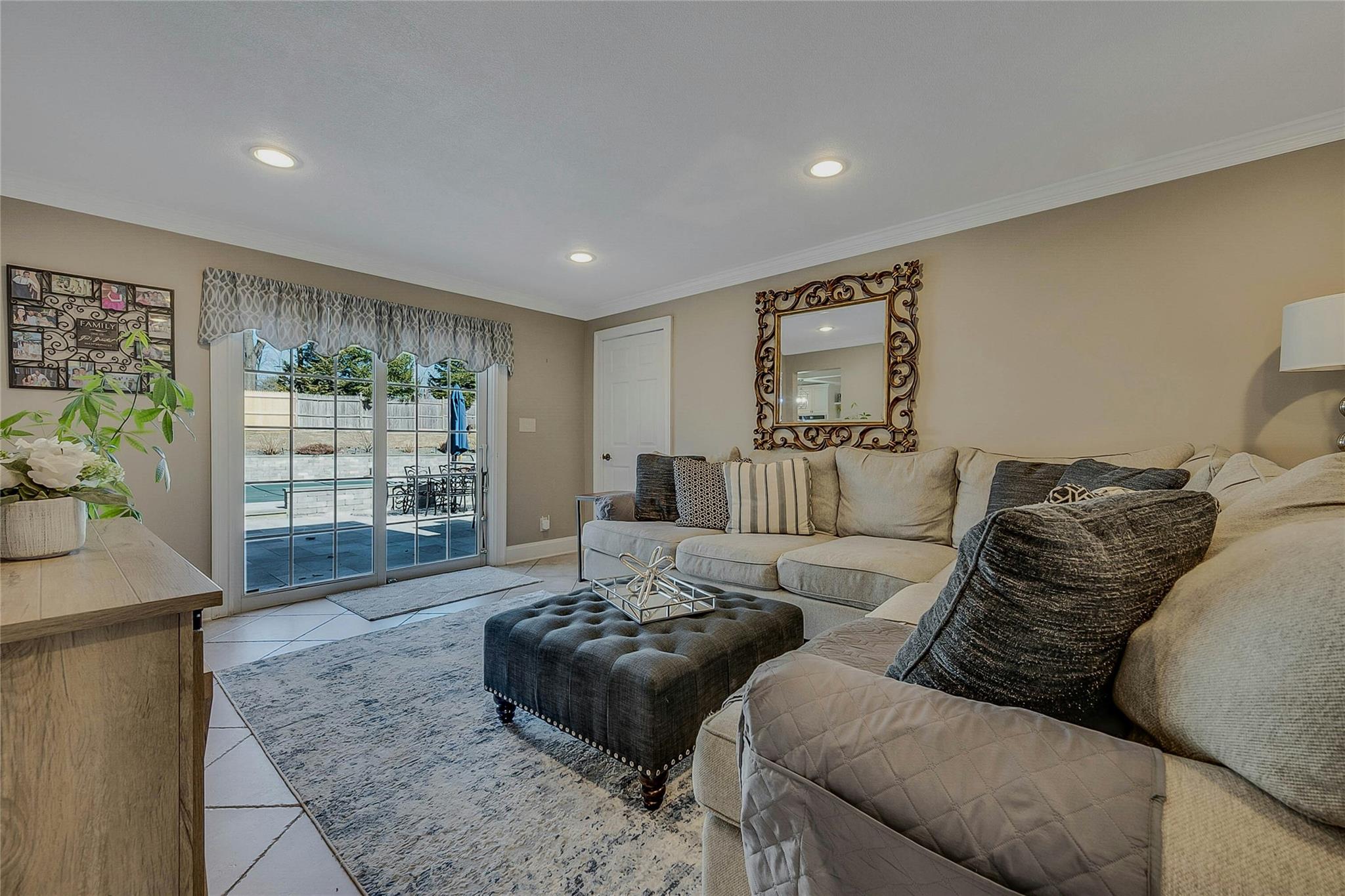 166 Cold Spring Road, Syosset, New York image 6