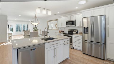 Condo For Sale - 62 Knolls Drive<br/> Stony Brook, NY 11790