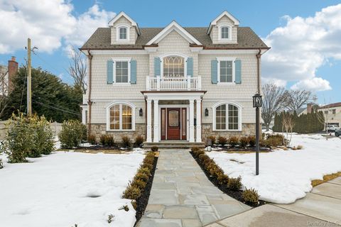 133 Newmarket Road Garden City NY 11530