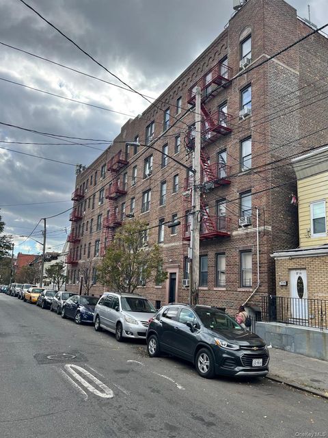 37-20/22 99th STREET Corona NY 11368