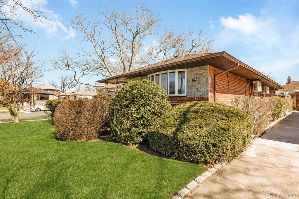 Photo of 7-03 147 Street, Whitestone, NY 11357 (MLS # 975586)