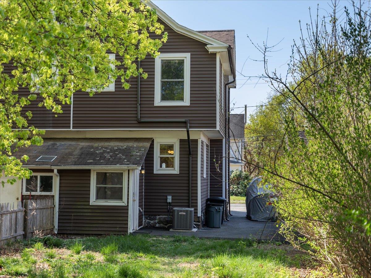 22 Jersey Avenue, Suffern, New York image 22