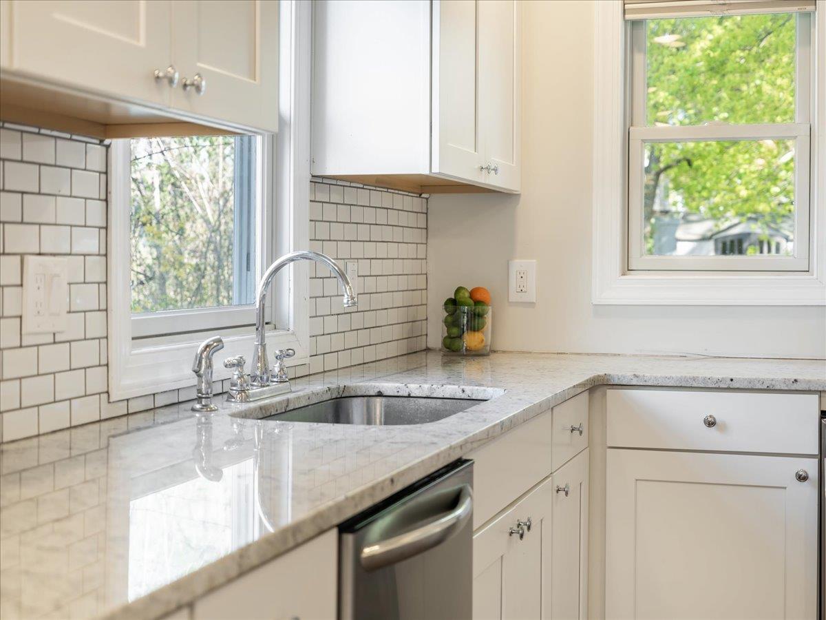 22 Jersey Avenue, Suffern, New York image 7