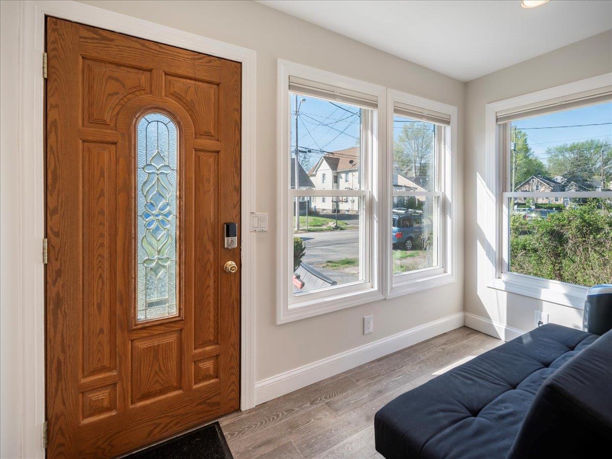 22 Jersey Avenue, Suffern, New York image 4