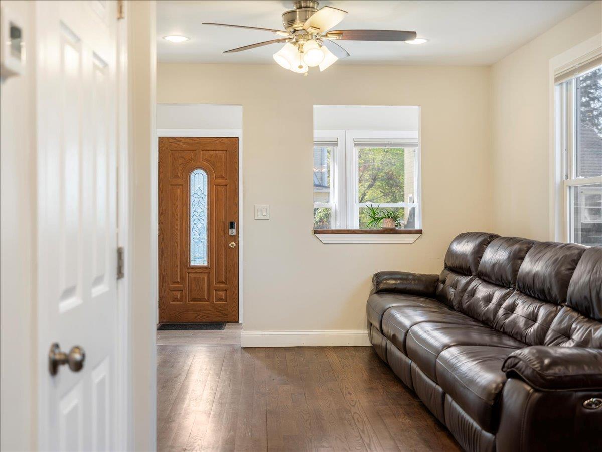 22 Jersey Avenue, Suffern, New York image 12