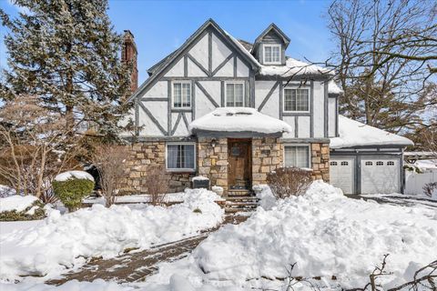 24 Yale Avenue Hewlett NY 11557