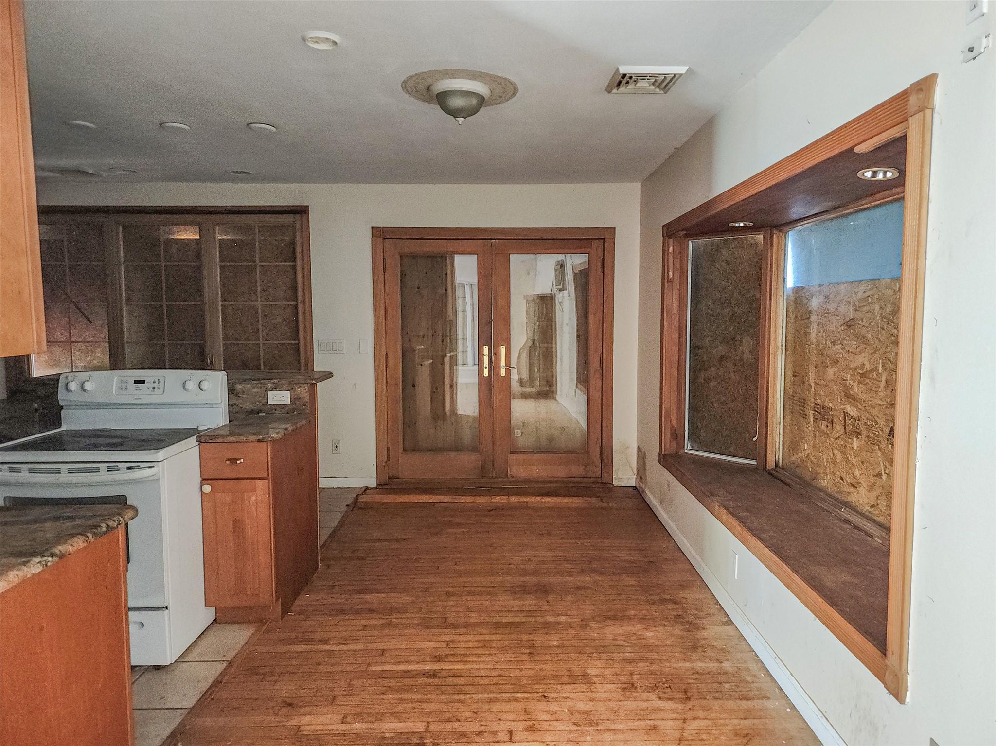 144 Union Avenue, Patchogue, New York image 4