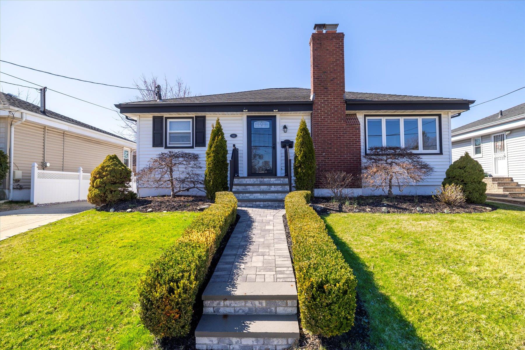 61 Albert Road, Valley Stream, New York image 26