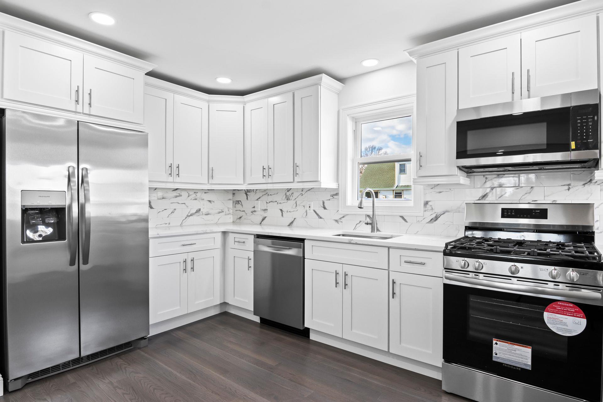 145 N Hawthorne Street, Massapequa, New York image 6