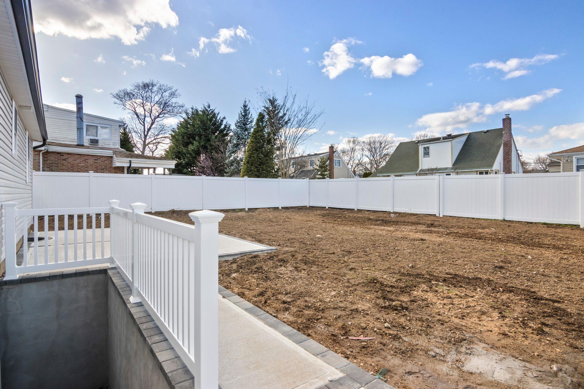 145 N Hawthorne Street, Massapequa, New York image 12