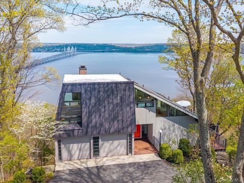 Photo for 33 Tweed Boulevard, Nyack, NY 10960 (MLS # 990101)