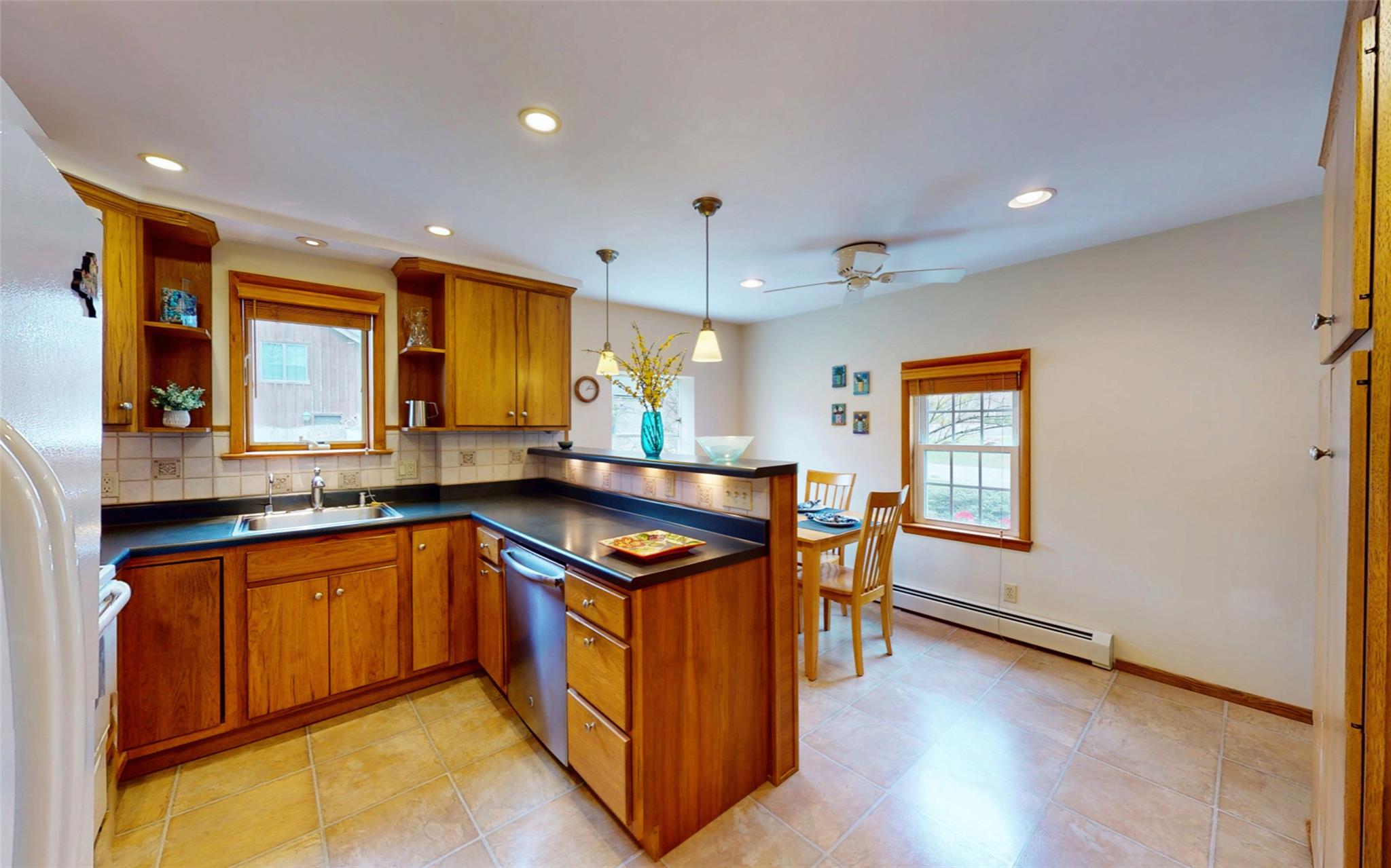 21 Hasbrouck Avenue, Cornwall, Florida image 10