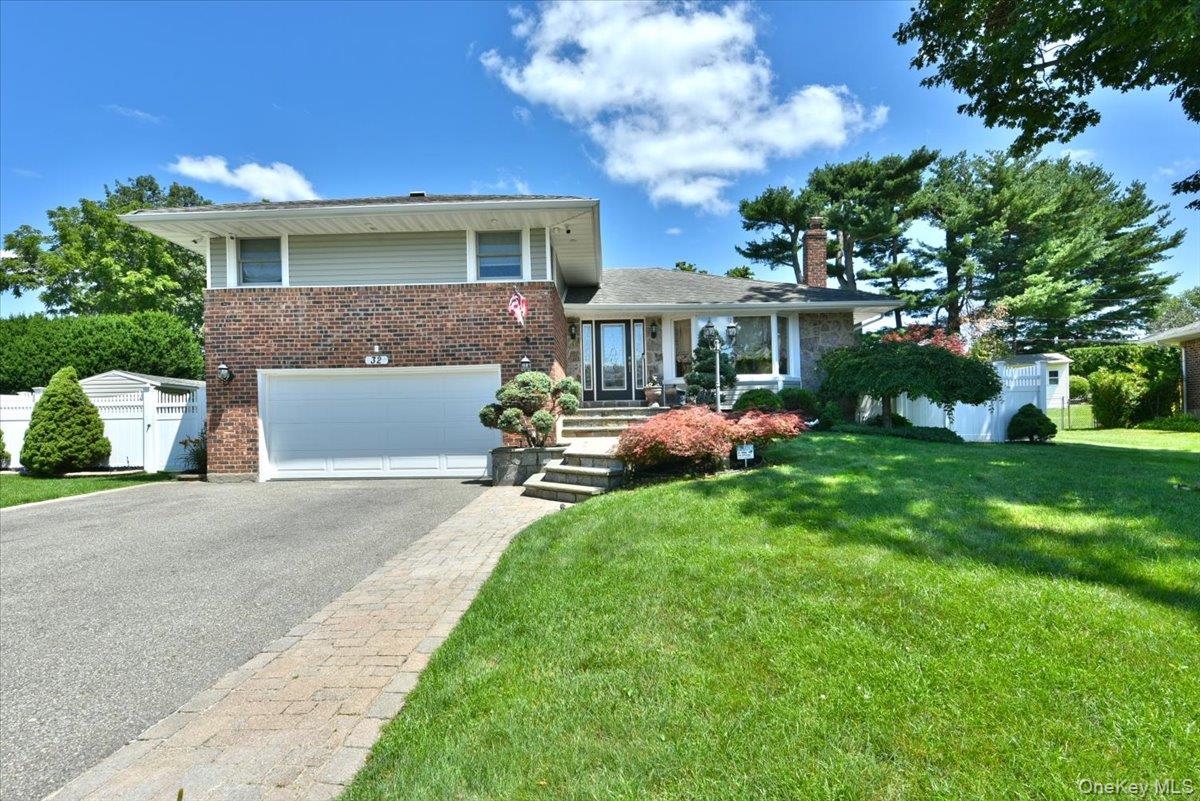 32 Lark Drive