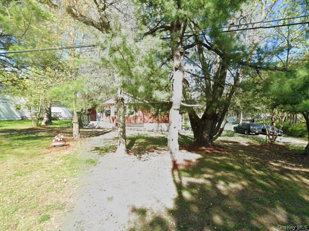 Photo of 18 Bull Road, Washingtonville, NY 10992 (MLS # 997082)