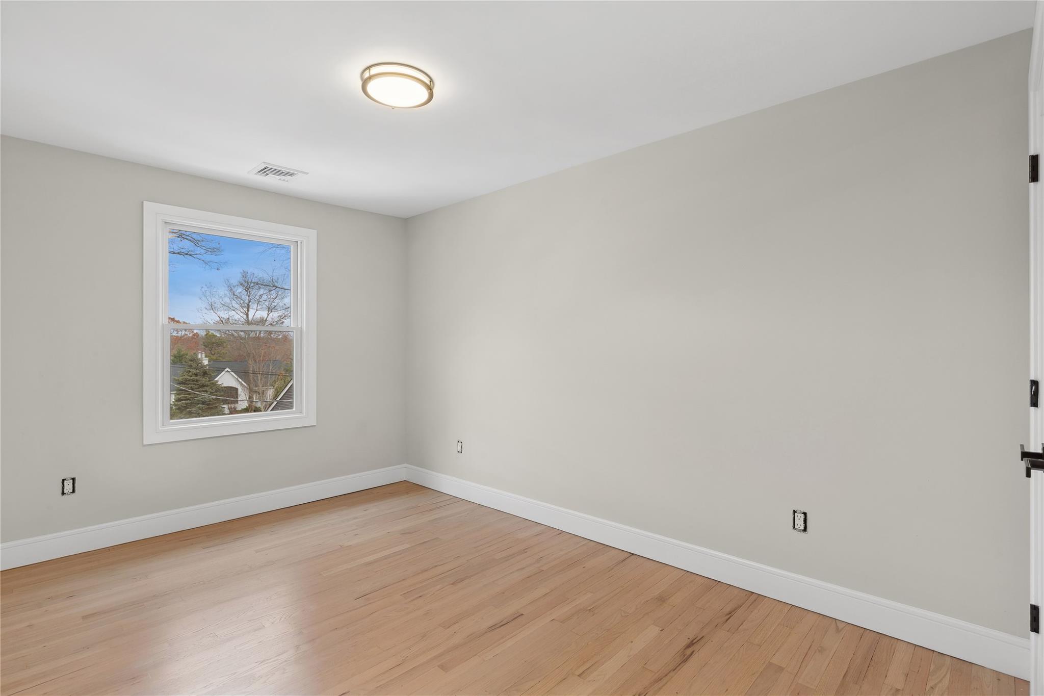 22 Hickory Avenue, Farmingville, New York image 20