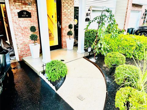 Photo of 58 Rialto Way, Patchogue, NY 11772 (MLS # 933578)