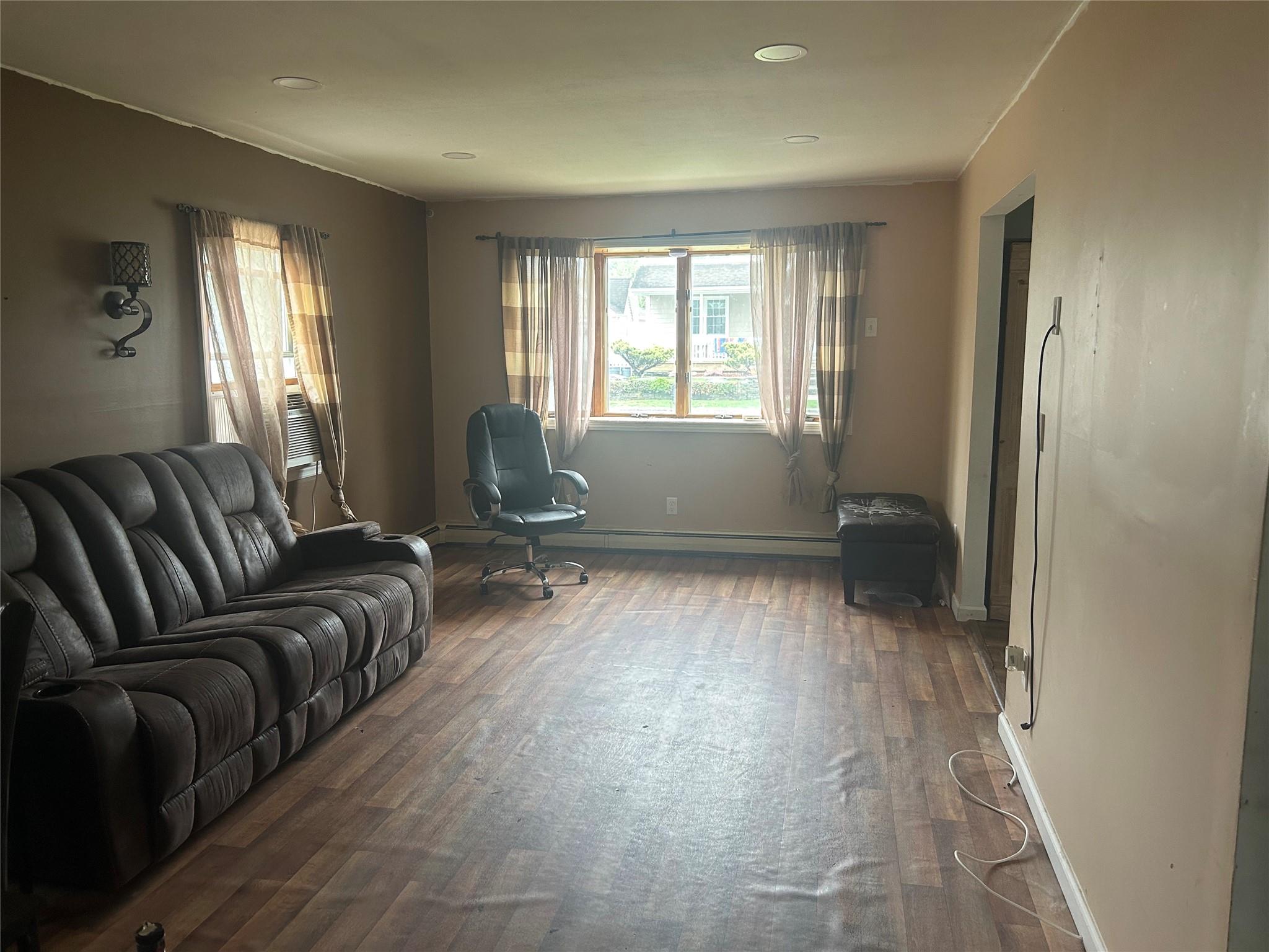 6 Helen Street, Centereach, New York image 3