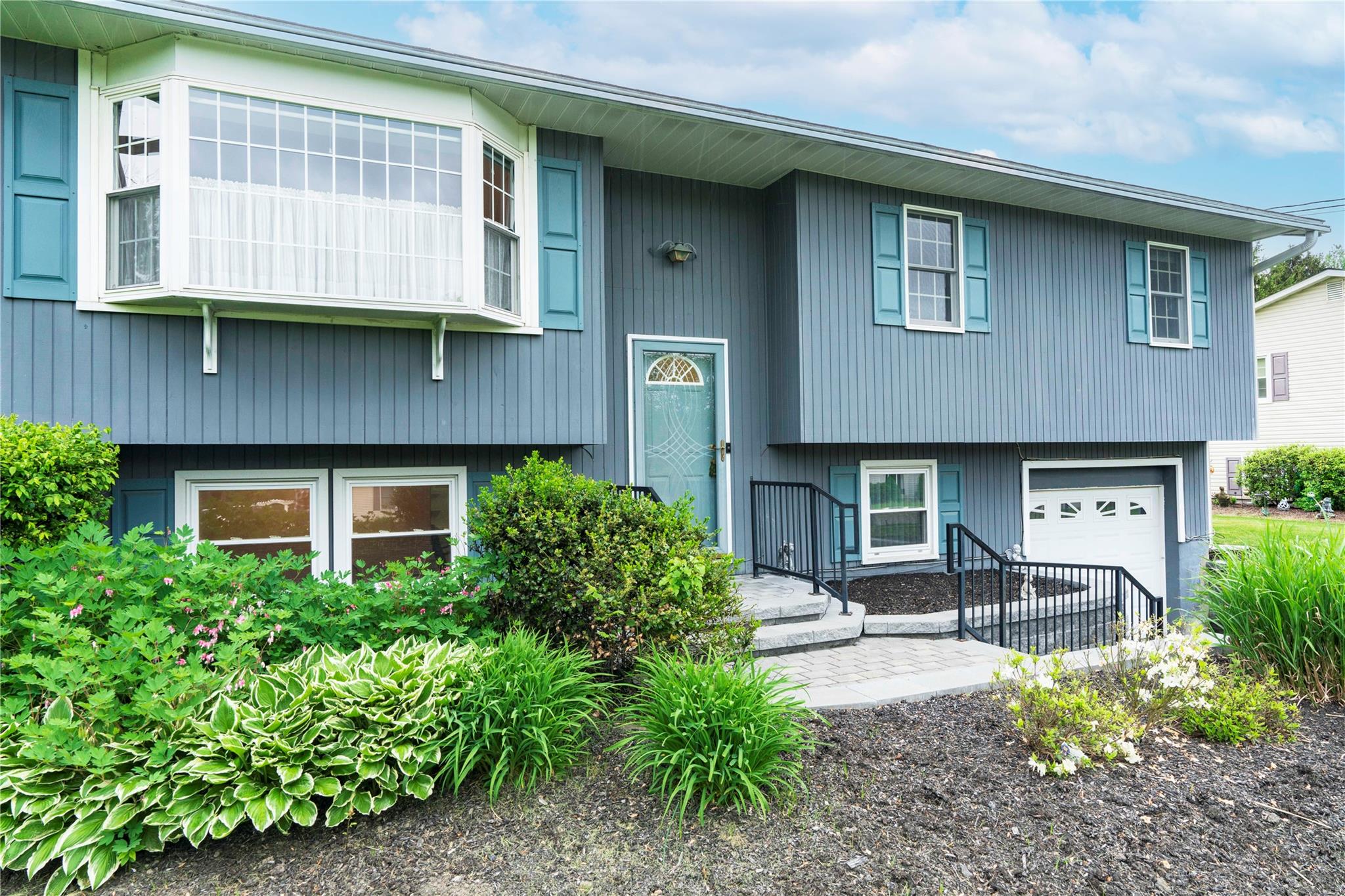 190 Lakeside Road