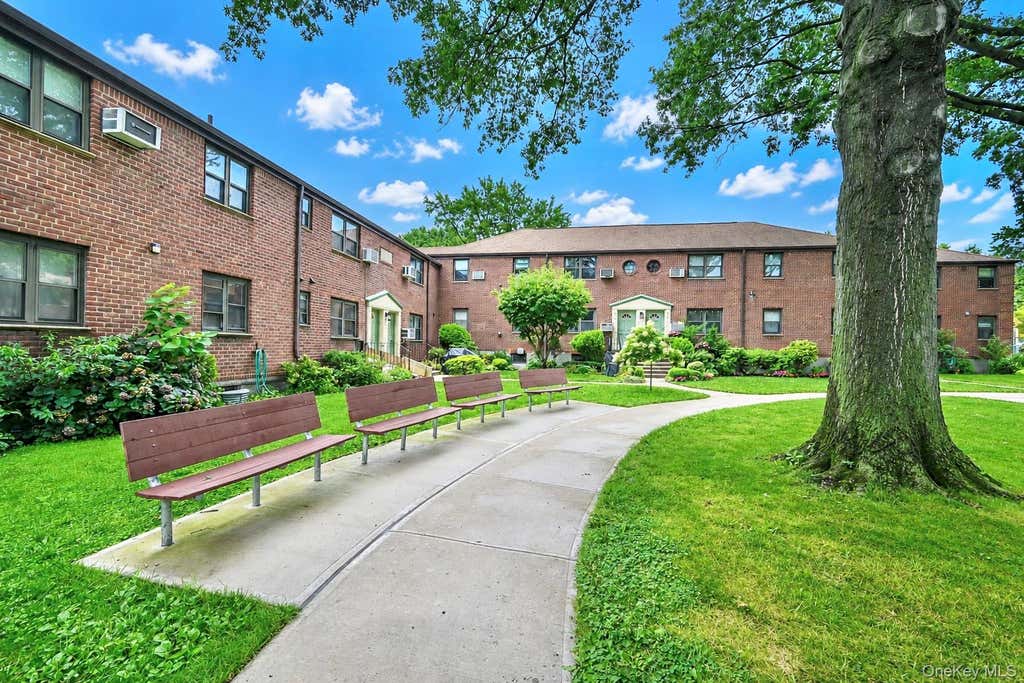 Photo of 245-12 62 Avenue #2nd Floor, Douglaston, NY 11362 (MLS # 1024520)