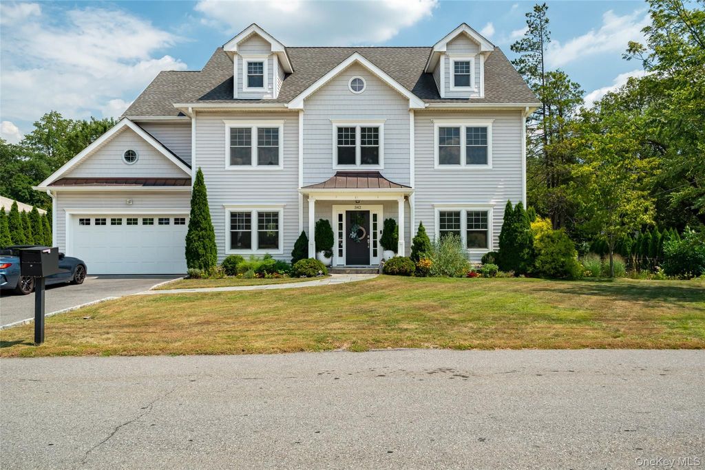 Photo of 342 Willis Avenue, Hawthorne, NY 10532 (MLS # 961200)