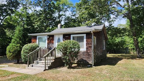 Photo of 193 Commack Road, Mastic Beach, NY 11951 (MLS # 944669)