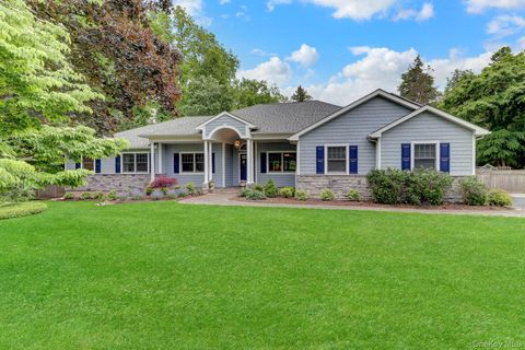 Photo of 71 Dyke Road, Setauket, NY 11733 (MLS # 1002281)