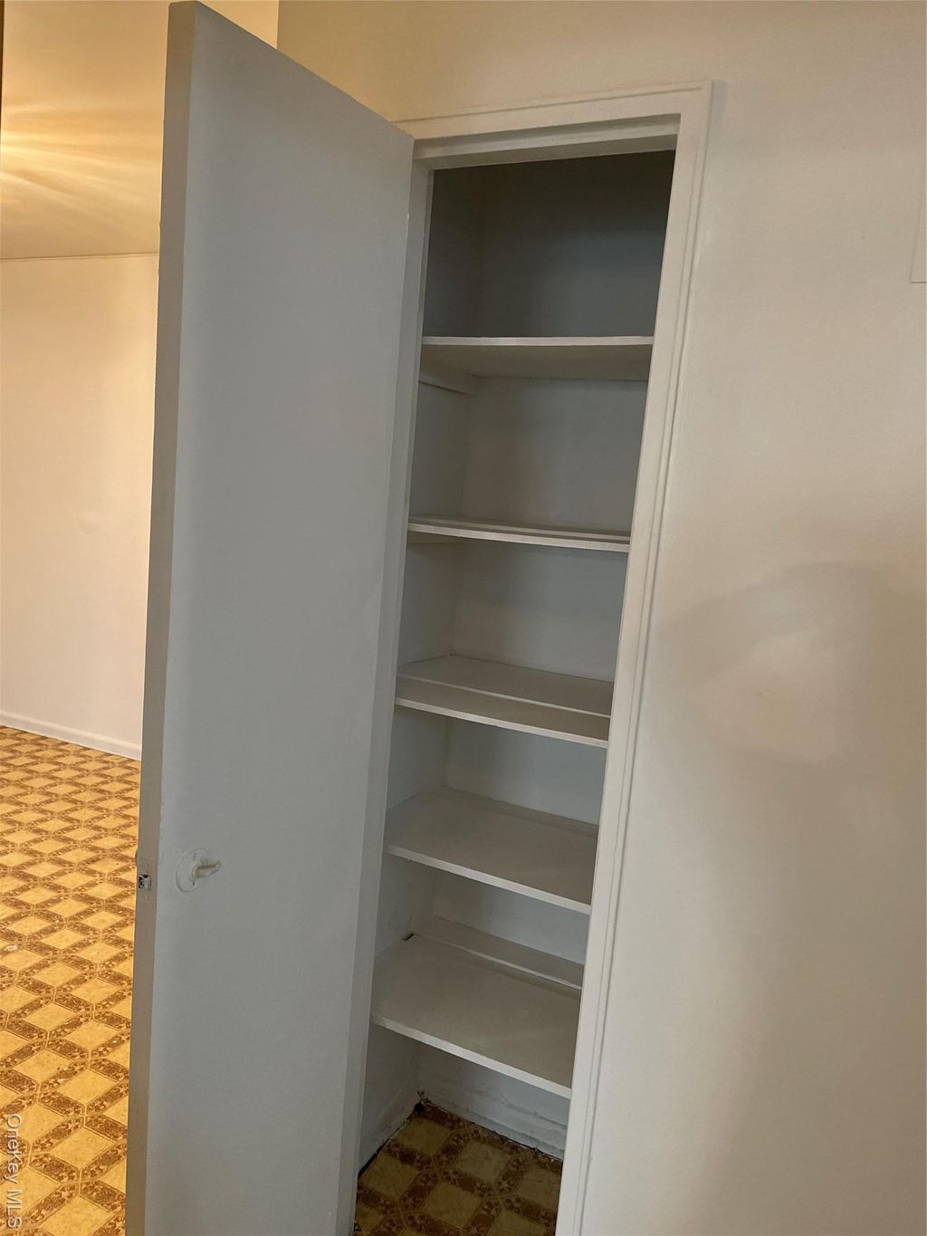 Photo of 29-09 137th Street #1D, Flushing, NY 11354 (MLS # 954593)