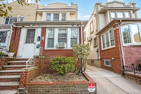 ADDRESS PRIVATE, PARAMUS, NJ  - Image feb27fcadef37084ea4f720c24e1cfd1/3150079109