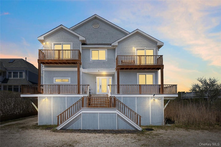 Photo 1 of 30 — 818 Dune Road, Westhampton Beach, NY 11978