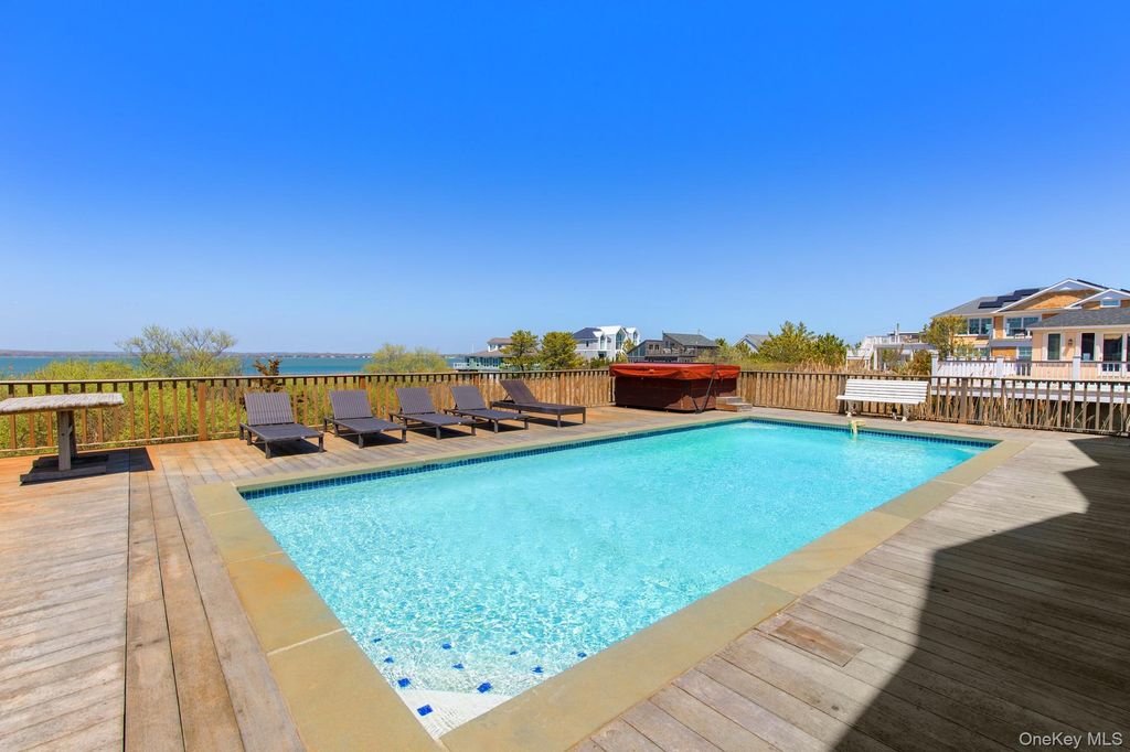 Photo of 818 Dune Road, Westhampton Beach, NY 11978 (MLS # 995359)