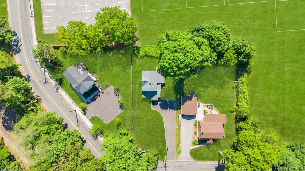 Photo of 5 Hawkins Avenue, Smithtown, NY 11787 (MLS # 1008241)
