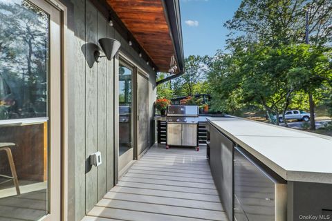 Tiny photo for 23 Crossbar Road, Hastings-on-Hudson, NY 10706 (MLS # 915783)